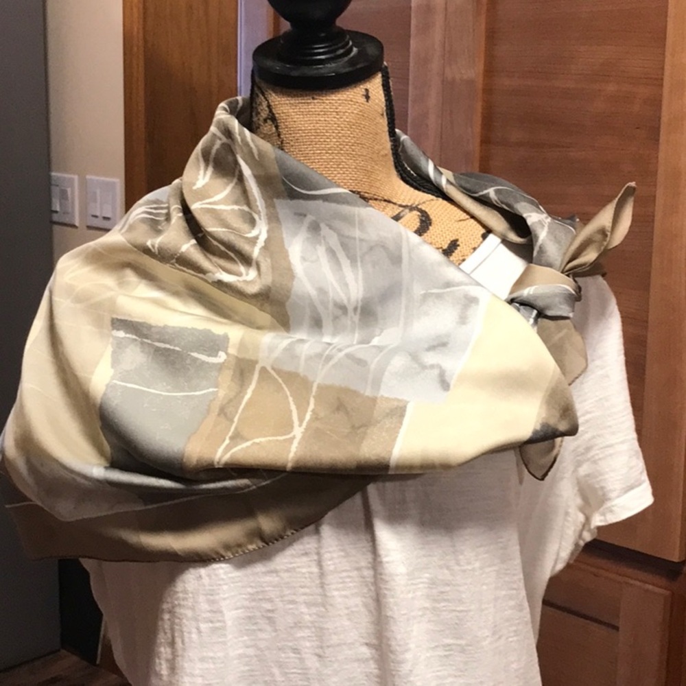 Art of the Scarf Gray and Tan Square floral Scarf